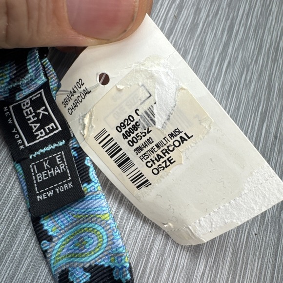 Ike Behar Silk Paisley Bow Tie Blue Adjustable Mens Classic Formal - Picture 3 of 5